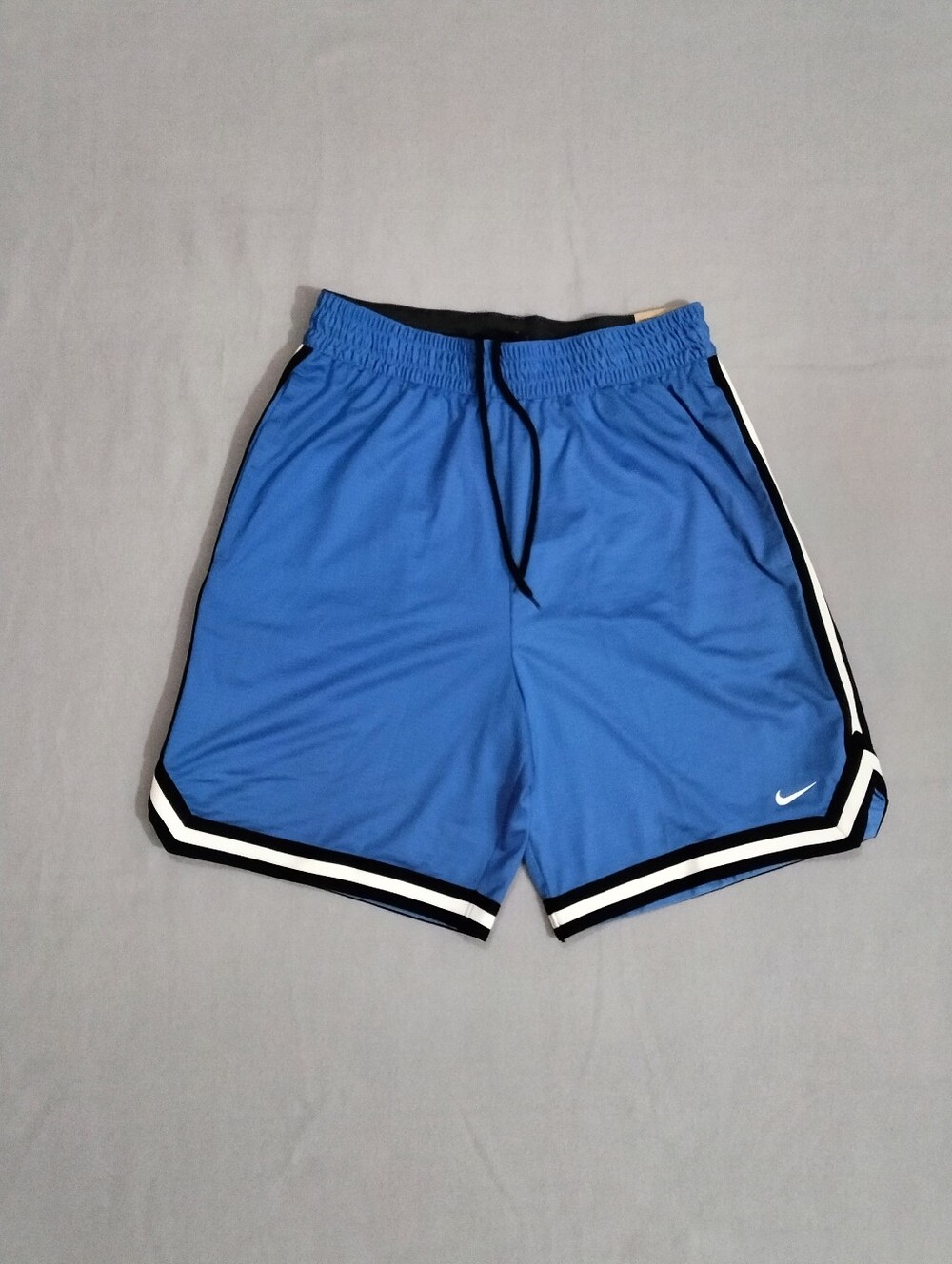 Nike Dri-Fit DNA 8 Inch Men's Mesh Basketball Shorts Size Medium Blue New